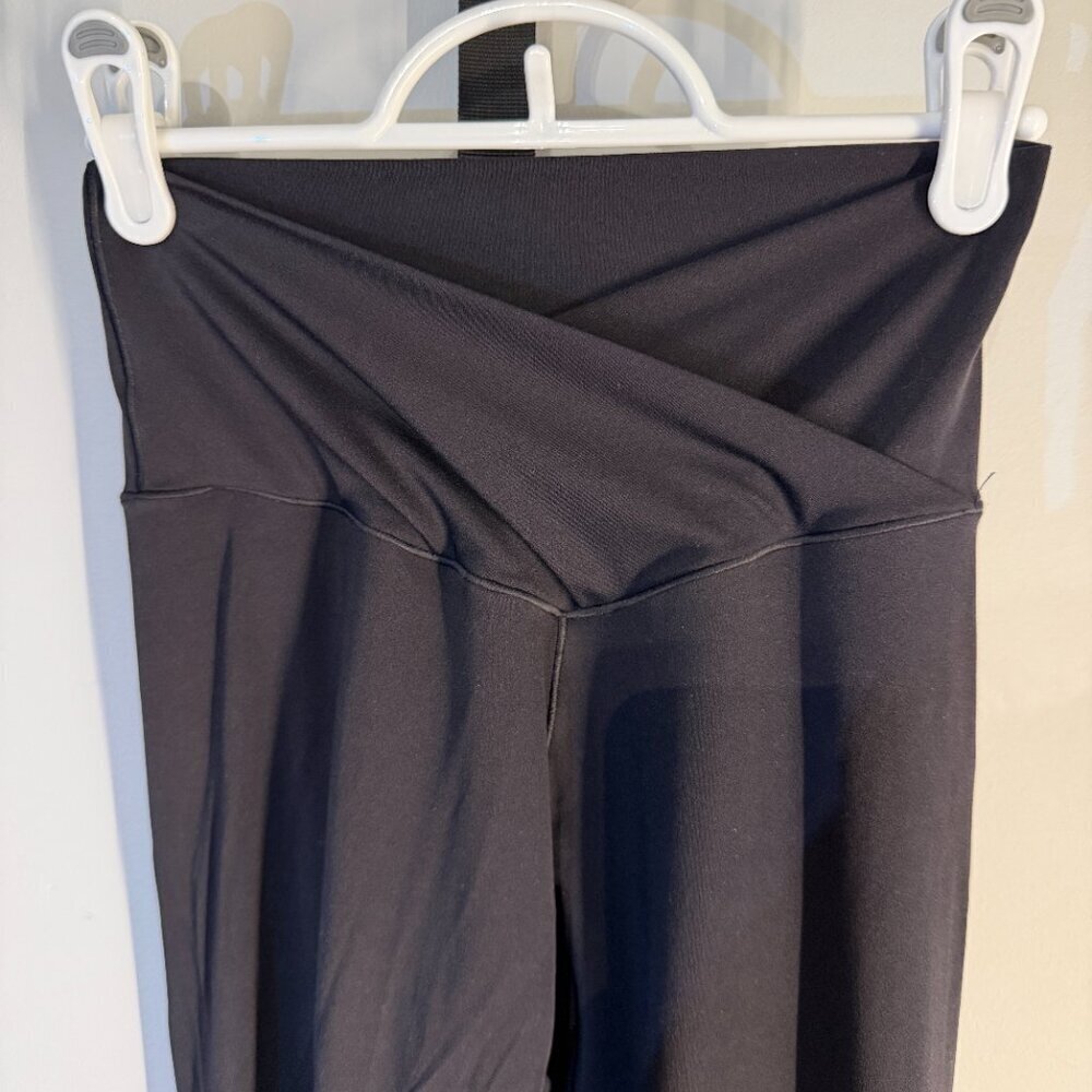 EUC - Aerie Real Me Offline 7/8 Legging Size M